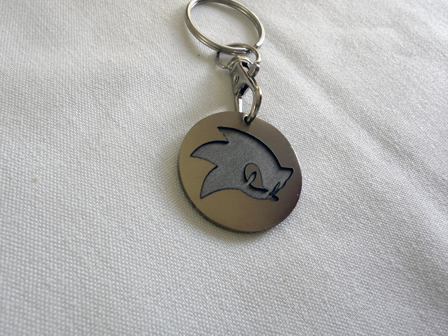 Sonic The Hedgehog Inspired Metal Keyring | 3D Engraved Stainless Steel Gamer Keychain | Thick 1.5mm Blue Steel Charm | BasicIsBestUK