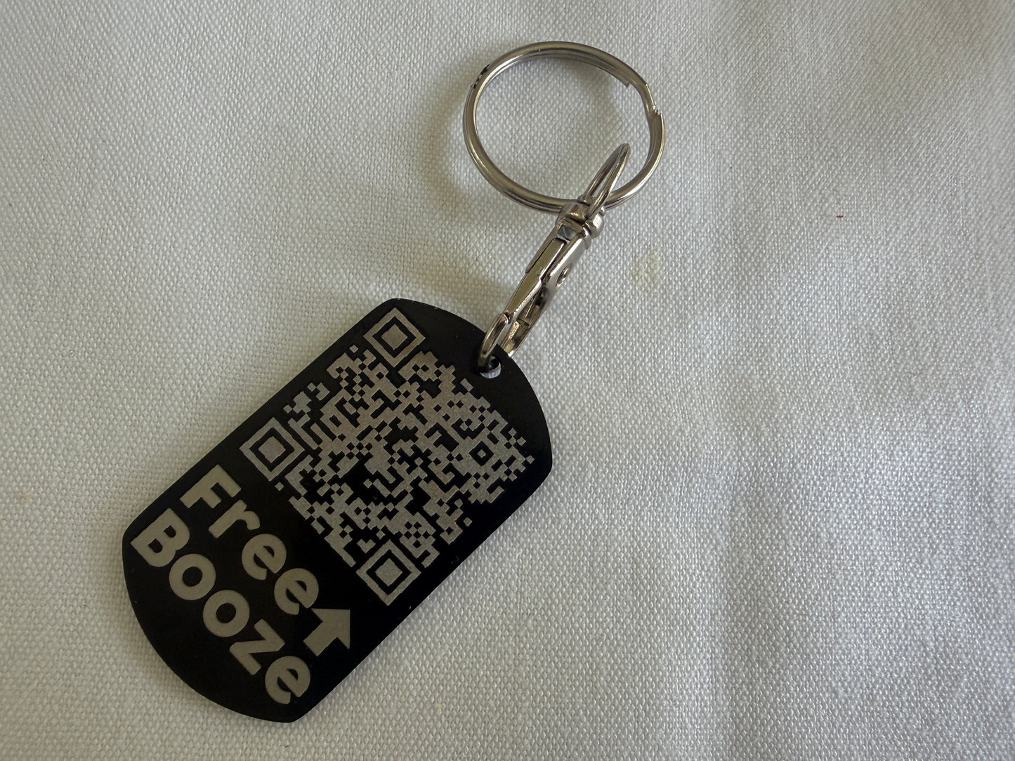 QR Code Prank Keyring | Rickroll Keychain | Funny Gag Gift | Scan for Surprise | Novelty Gamer Gift | BasicIsBestUK
