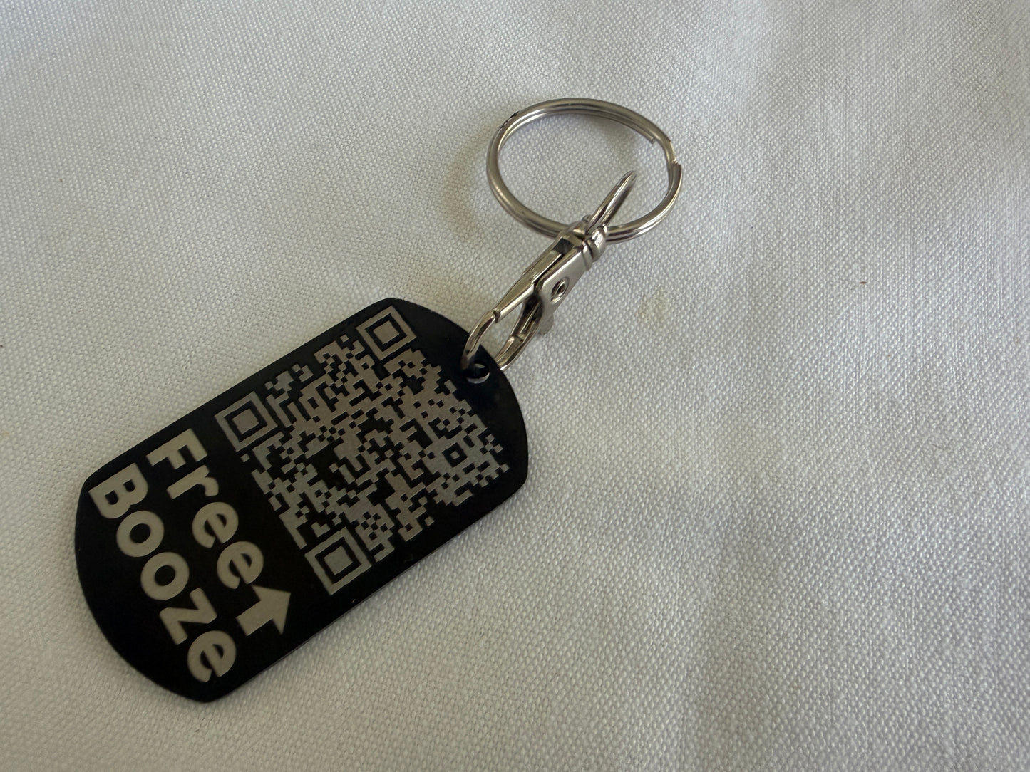 QR Code Prank Keyring | Rickroll Keychain | Funny Gag Gift | Scan for Surprise | Novelty Gamer Gift | BasicIsBestUK