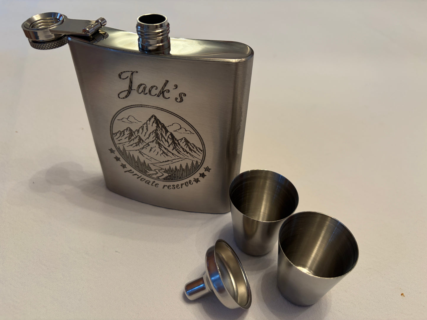 Customisable "Private Reserve" Hip Flask Gift Set