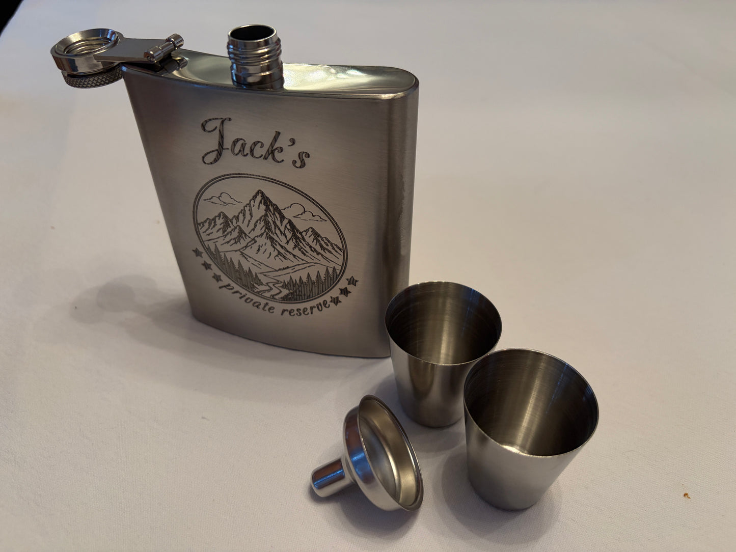 Customisable "Private Reserve" Hip Flask Gift Set